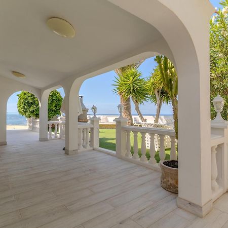 Villa Blanca Callao Salvaje Exterior foto