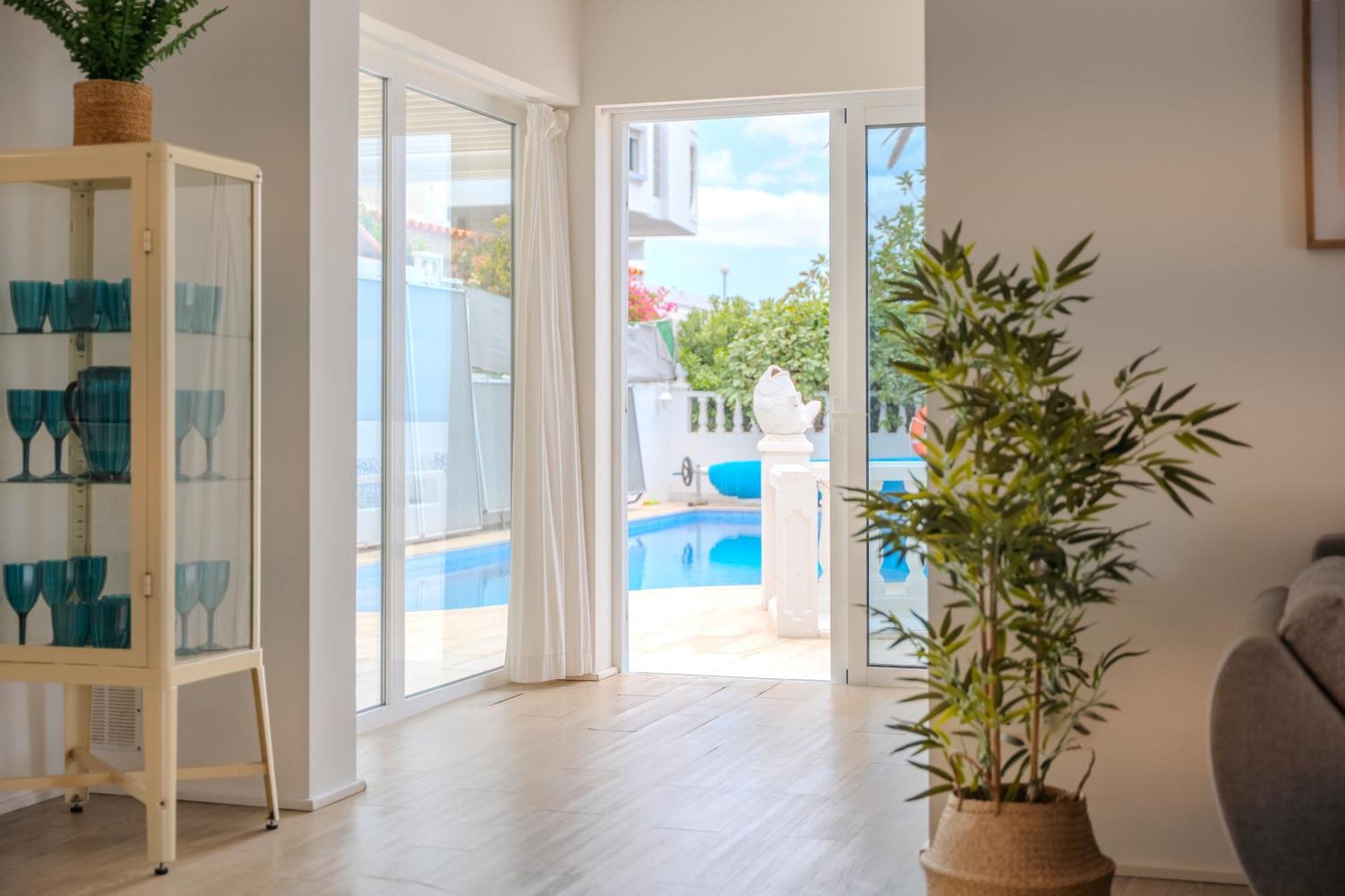 Villa Blanca Callao Salvaje Exterior foto